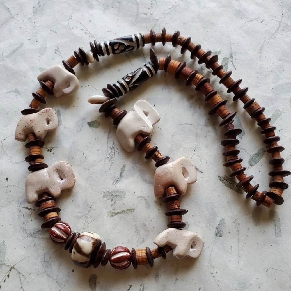 Vintage African Carved Elephant Beaded Necklace